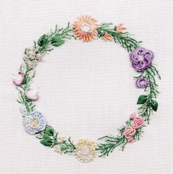 EM 1515-C-Circle of Flowers